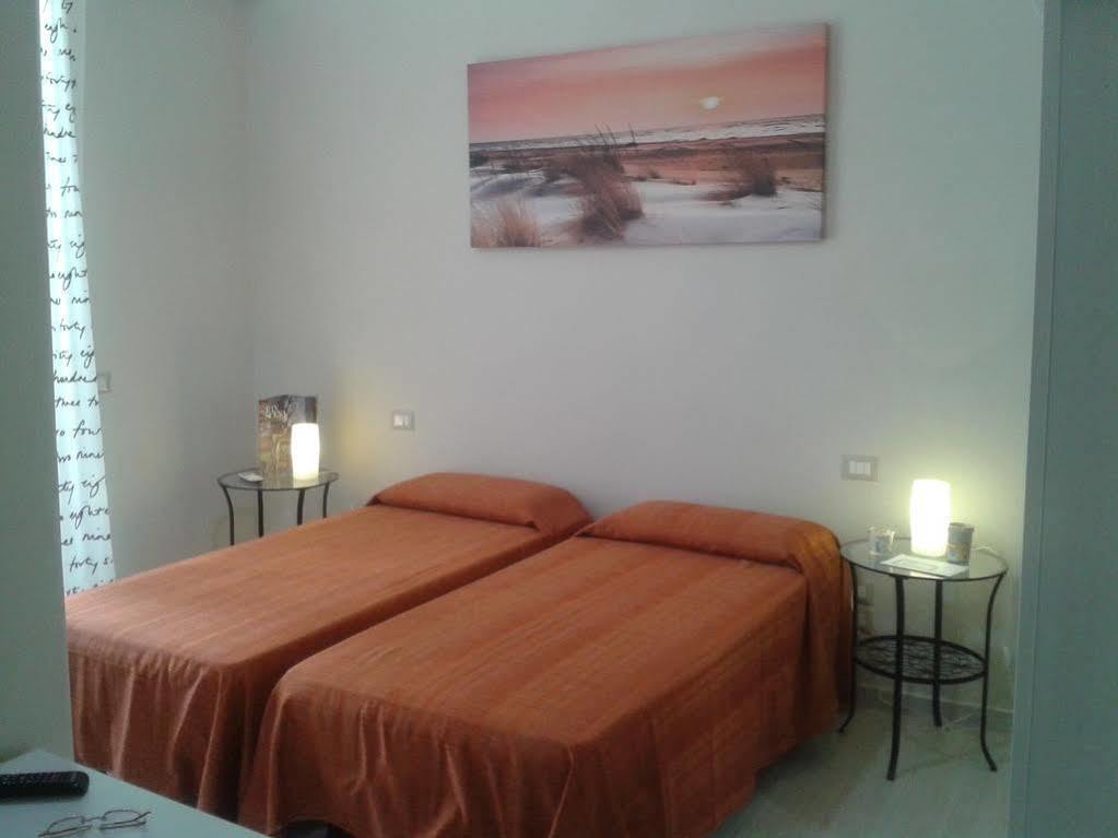 Domus Armenio 3* Naples
